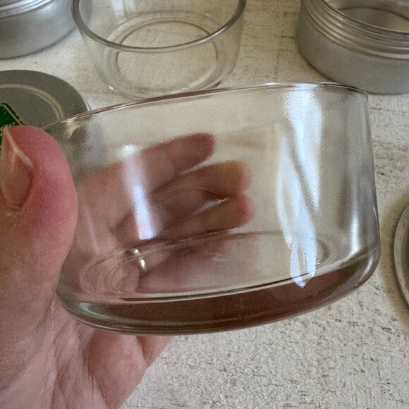 Vintage Set of Two Virgo Aluminium Travel Tins with Glass Inserts - Picture 10 of 11